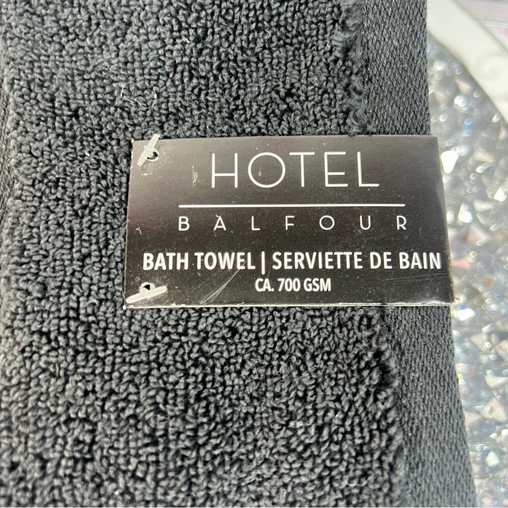 Hotel Balfour Black Bath Towel with Gold Accent Stripe set of 2